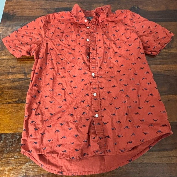 Other - Mountain Ridge Men's M Red Shark Print Short Sleeve Button-Up Shirt